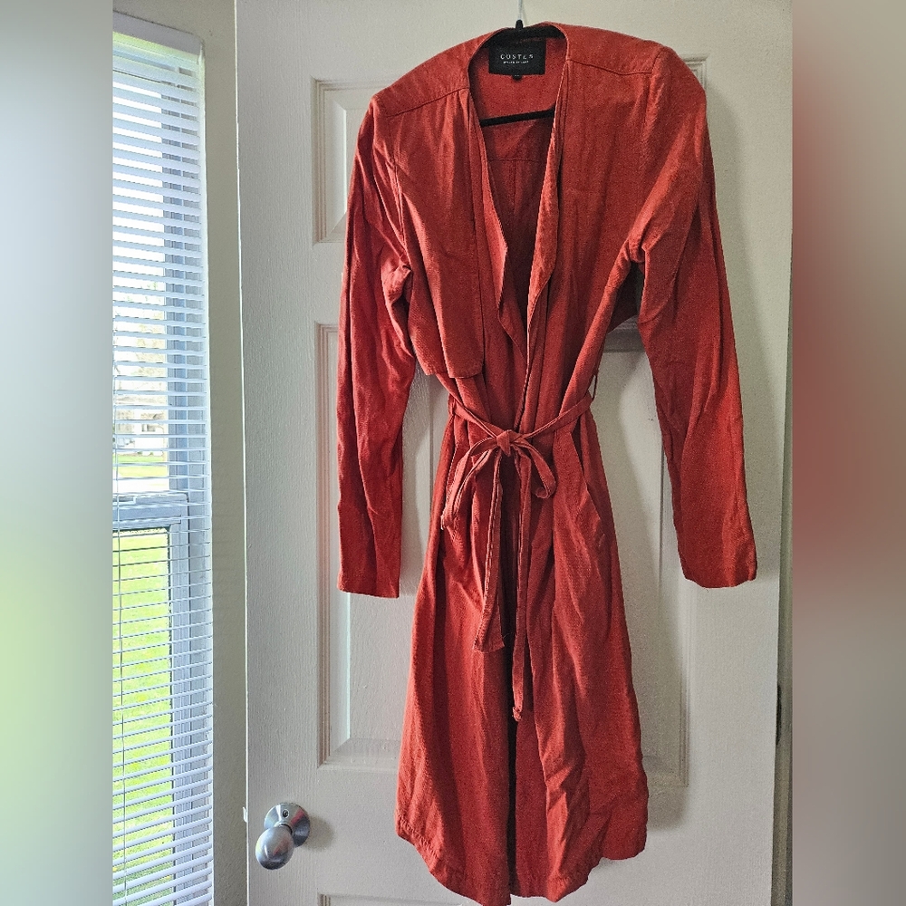 Fun lightweight (indoor) jacket burned orange waist band